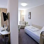 Siebenschlaefer 3*