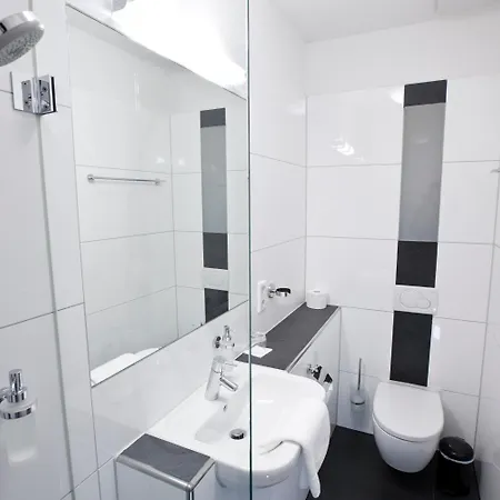 Siebenschlaefer فندق 3*